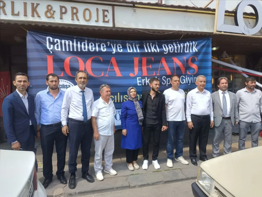 Çamlıdere Belediye Başkanı Adem Ceylan esnafla buluştu, yeni iş yerinin açılışını gerçekleştirdi