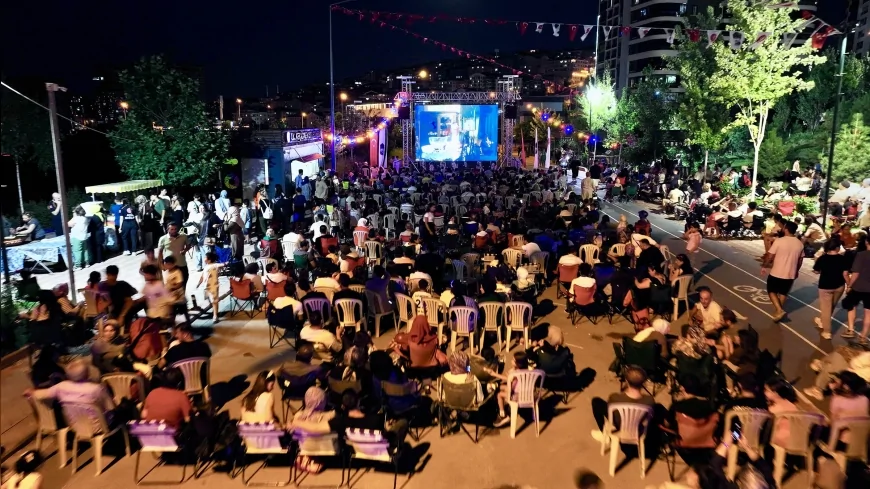Keçiören’de açık hava sinema etkinlikleri nostalji ve mahalle kültürüyle birleşti