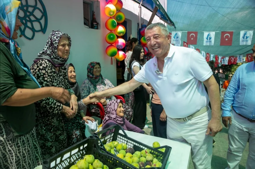 Güzelbahçe’de Payamlı Bardacık Festivali’nde yerel üreticiye destek öne çıktı