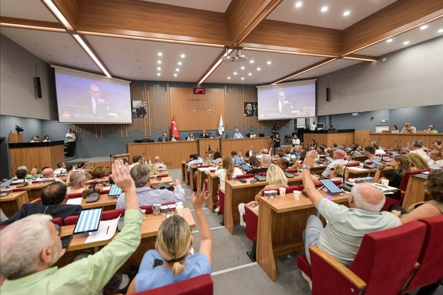 İzmir’de atık yönetimi için konsey kurulacak, Cemil Tugay danışma kurulu başkanı olacak
