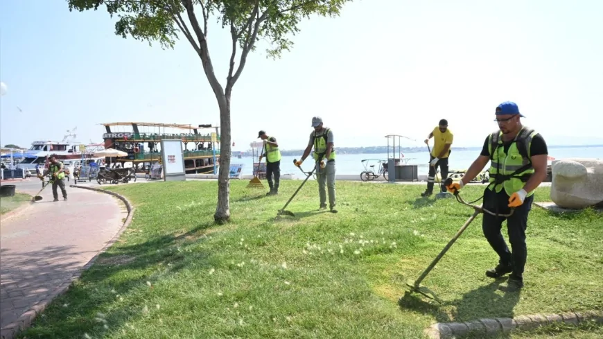 Aydın Büyükşehir Belediyesi Didim’de eş zamanlı temizlik, bakım ve peyzaj çalışmaları yürüttü