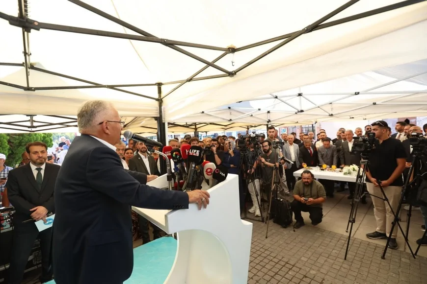 Kayseri’de Avrupalı Türkler Hizmet ve İrtibat Merkezi tarihi Saat Kulesi’nde açıldı
