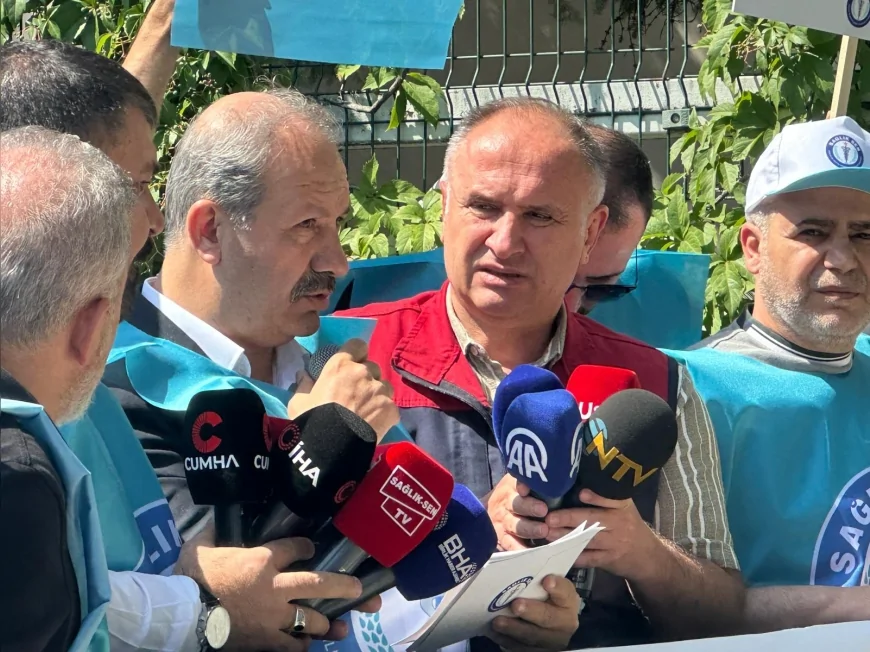 Sağlık-Sen 81 ilde meydanlara çıktı: “Gelirde adalet, ücrette denge istiyoruz”