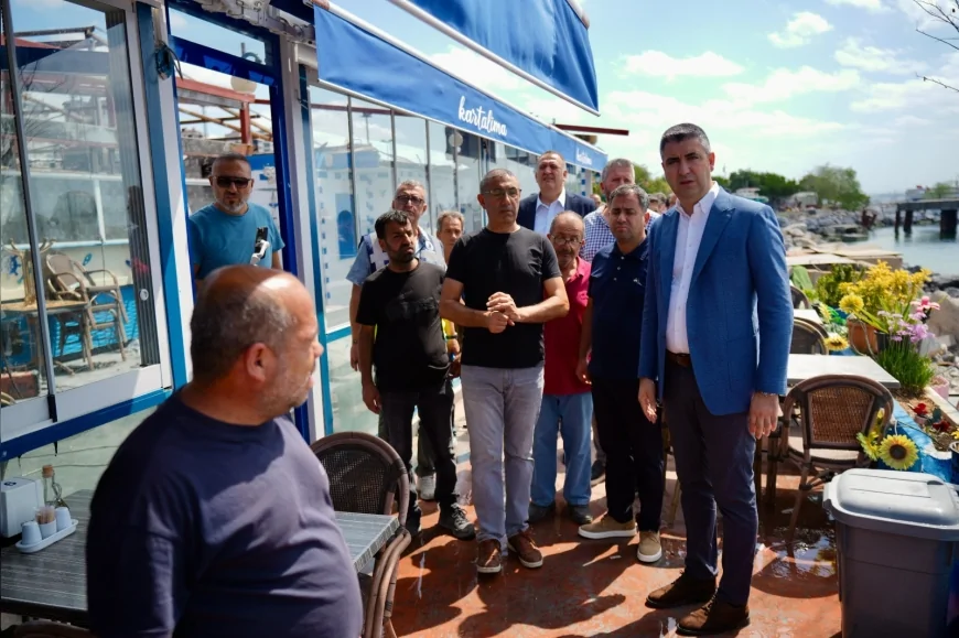 Kartal Belediye Başkanı Yüksel, İBB heyetiyle sahil ve çarşı projelerini yerinde inceledi