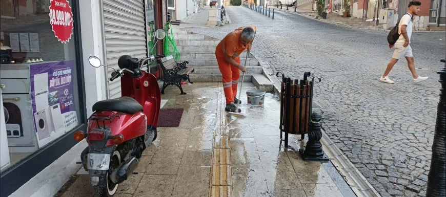 Milas Belediyesi ilçe genelinde gece gündüz süren temizlik seferberliği başlattı