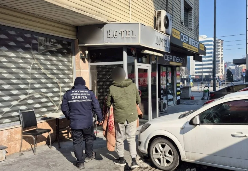 Kayseri Büyükşehir Belediyesi’nin evsizlere yönelik sosyal hizmetleri bilimsel makalede incelendi