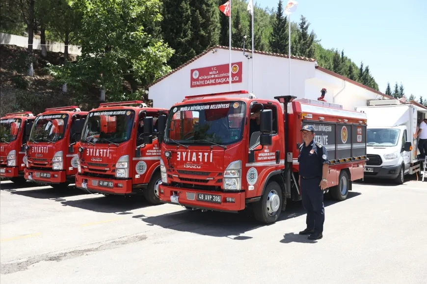 Muğla Büyükşehir İtfaiyesi 72 yeni araçla güçleniyor, eski araçlar envanterden çıkarılıyor