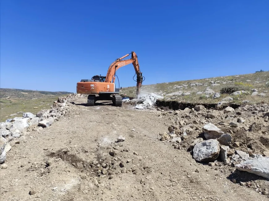 Pursaklar’da yeni imar yolları açılıyor, ulaşım ağı genişliyor