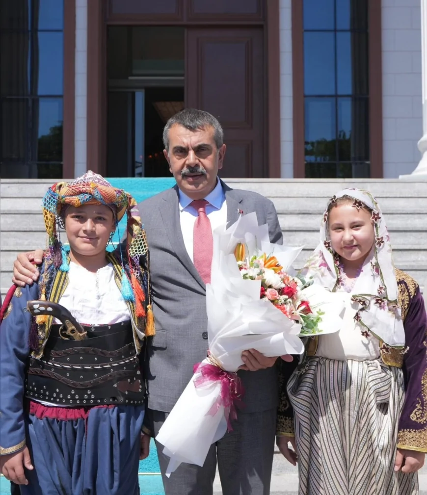 Millî Eğitim Bakanı Yusuf Tekin: “Kütahya’da öğrenci sayısı azalırken derslik ve öğretmen sayısı arttı”
