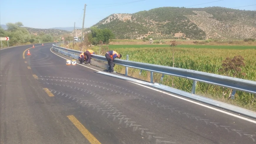 Muğla’da yol güvenliği için 36 milyon liralık oto korkuluk ve bariyer yatırımı tamamlandı