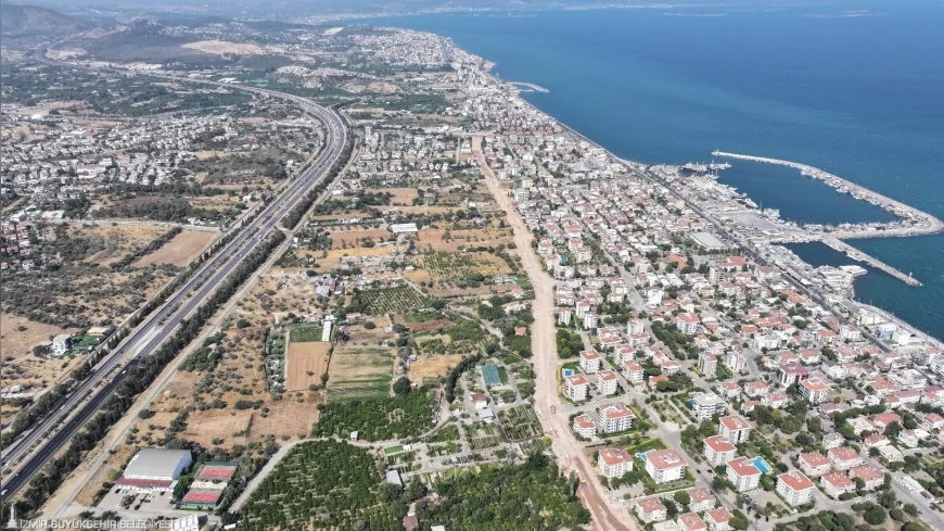 İzmir Güzelbahçe’de 87 milyon liralık 75. Yıl Cumhuriyet Bulvarı eylülde açılacak