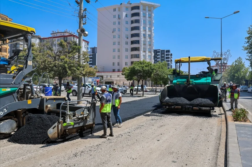 Gaziantep Büyükşehir 2025 asfalt hedefinde yüzde 55’e ulaştı, 300 kilometrelik yol çalışması sürüyor