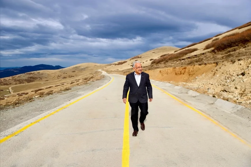 Mehmet Hilmi Güler: “Zorlu coğrafyada 2 bin 400 kilometre yol yaparak Ordu’nun ulaşım standartlarını yükselttik”