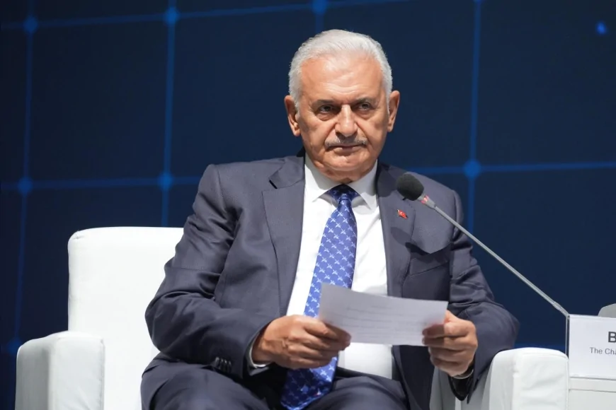 Binali Yıldırım’dan vatandaşlık tanımı çıkışı: “Etnik kimlik değil eşitlik esas alınmalı”