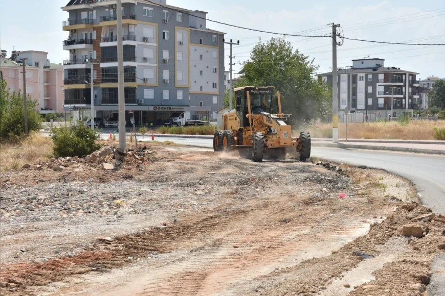 Kepez Belediyesi Kerkük Caddesi’nde yol genişletme ve yeni sokak çalışmaları başlattı