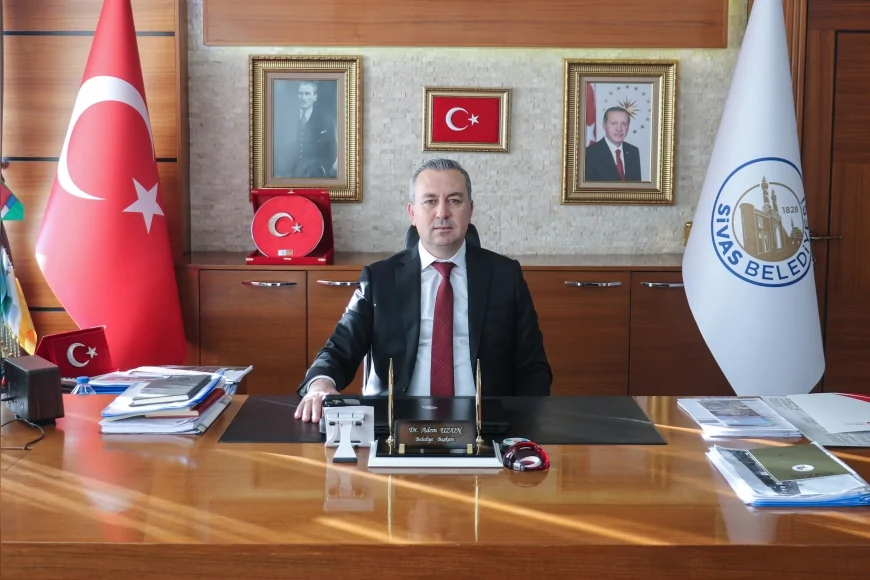 Sivas Belediye Başkanı Adem Uzun: "30 Ağustos, milletimizin bağımsızlık yolundaki en büyük adımlardan biridir"