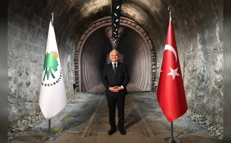 Mamak Belediye Başkanı Veli Gündüz Şahin: "Savaşların gölgesinde barışa olan inancımızı kaybetmeyeceğiz"