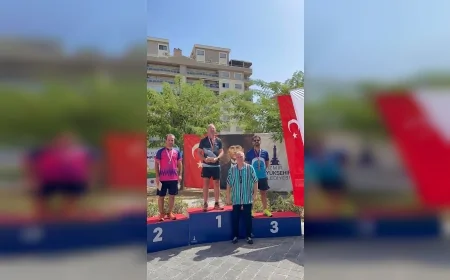 İzmir’de 1. Ulusal Zafer Kupası Oryantiring Yarışması tamamlandı, yaklaşık 100 sporcu iki etapta mücadele etti