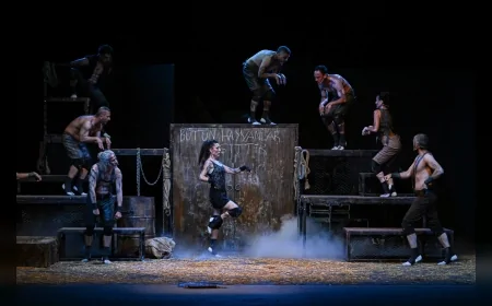 İzmir Enternasyonal Fuarı’nda Açık Hava Tiyatrosu “Hayvan Çiftliği” oyunuyla başladı, ücretsiz etkinlikler 8 Eylül’e kadar sürecek