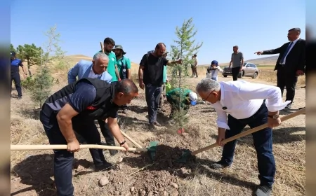 Kayseri’de Zabıta Haftası etkinliğinde 800 fidan toprakla buluşturuldu