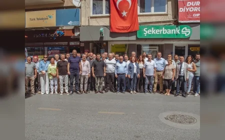 CHP’li belediye başkanları İncirliova’da buluştu, esnaf ve vatandaşlarla bir araya geldi