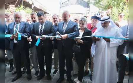 Menemen’de 4. Uluslararası Çömlek Festivali Hemhal seramik yarışmasıyla başladı, Başkan Pehlivan’a “Bilge İnsan” kaftanı hediye edildi