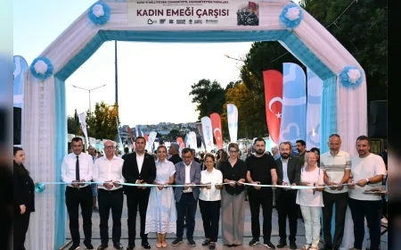 Balıkesir’de Kurtuluş Haftası başladı: Açılış töreninde birlik ve vefa mesajları verildi