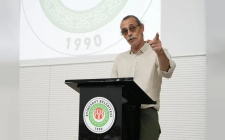 Erdal Beşikcioğlu: “Kreşlerimiz Etimesgut’ta yapabileceğimiz en kıymetli hizmetlerden biridir”