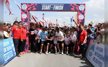 Kayseri Büyükşehir’in sporcuları 8 ayda 393 madalya kazanarak Türkiye’nin örnek spor şehri oldu