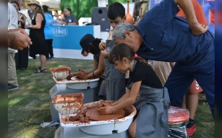 Menemen’de uluslararası çömlek festivali ikinci gününde yarışmalar, atölyeler ve söyleşilerle yoğun ilgi gördü