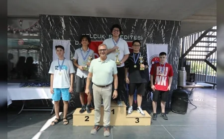 Efes Selçuk’ta satranç heyecanı: 2. Açık Turnuva final müsabakalarıyla tamamlandı