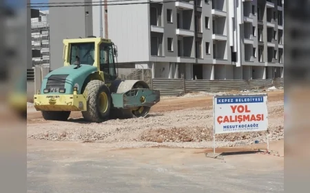 Kepez Belediyesi, Altınova Sinan Mahallesi’nde yıllardır süren yol sorununu çözüme kavuşturdu