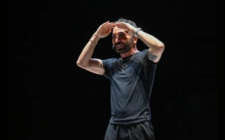 Aşkım Kapışmak İzmir Enternasyonal Fuarı’nda stand-up gösterisiyle seyirciyi kahkahaya boğdu