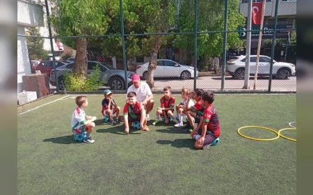 Bostanlıspor’un minik futbolcuları sahaya indi, hedef milli formaya uzanmak