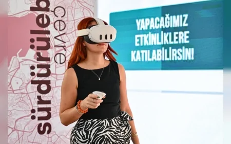 İzmir’in 25 bin sosyal konut hamlesi İEF’de VR gözlükle tanıtılıyor