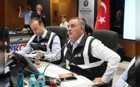 İBB Başkanvekili Nuri Aslan: “Aldığımız tedbirlerle İstanbul trafiği okulların açıldığı ilk günde sorunsuz şekilde akıyor”