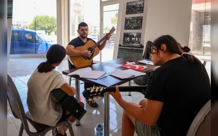 Efeler Belediyesi Müzik Akademisi ücretsiz derslerle kapılarını açıyor