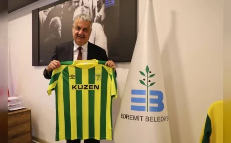 Edremitspor Kulübü Başkanı Cavit Cebeci: "30 yıllık özlemi bitirmek için büyük inançla hazırlanıyoruz"