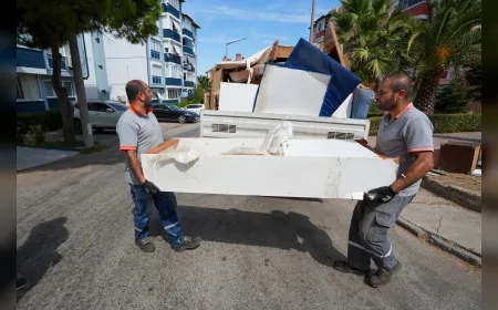 Gaziemir Belediyesi eski mobilyaları adresten topluyor: Caddeye bırakanlara 91 bin TL’ye kadar ceza