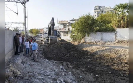 Karşıyaka’da trafik rahatlıyor: 1671 Sokak Mavişehir’e bağlanıyor, Kemal Baysak Bulvarı’na taşıt köprüsü yapılıyor