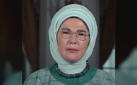 Emine Erdoğan, 5. Lider Eşleri Zirvesi’ne Video Mesaj Gönderdi: “İnsanlığı Ayağa Kaldıracak Güç, Eğitimdir”