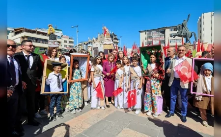 Gaziantep’te GastroANTEP korteji tarihi sokakları şenlendirdi, festival coşkusu kente yayıldı