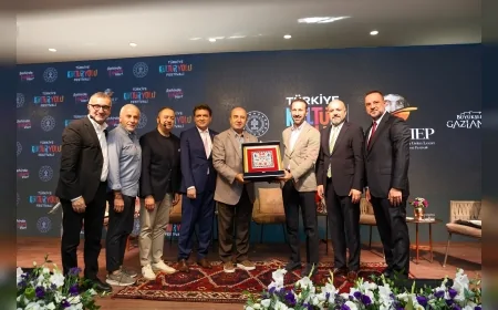 Gaziantep’te GastroANTEP kapsamında “Gastronomi ve Hizmet İhracatı” paneli düzenlendi