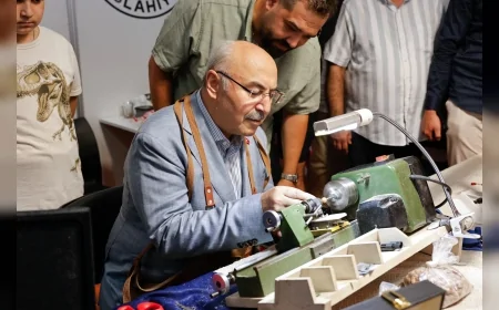 Vali Yavuz Selim Köşger: "Adana Tesbih ve Doğal Taşlar Fuarı kültürel mirasımızı dünyaya tanıtıyor"