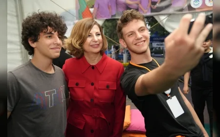 Eskişehir Büyükşehir Belediyesi üniversite öğrencilerine eğitim desteği başvurularını başlattı