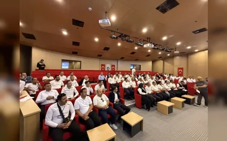 Çorum’da toplu taşıma şoförlerine BMC uzmanlarından güvenli sürüş ve araç kullanımı eğitimi