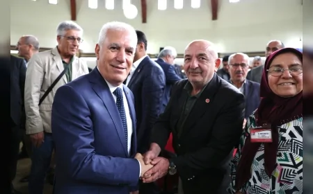 Bursa Büyükşehir Belediye Başkanı Mustafa Bozbey: “Kenti masa başında değil, halkın içinde yönetiyoruz”