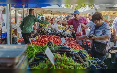 Kuşadası’nda üreticiden sofraya sağlıklı ürünlerin buluşma noktası yoğun ilgi görüyor