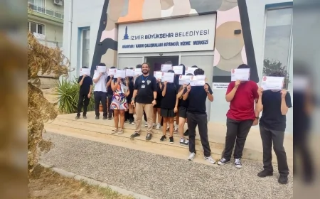 İzmir’de lise öğrencileri Kadın Dayanışma Merkezi’nde toplumsal cinsiyet eşitliği eğitimi aldı