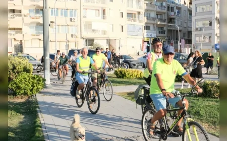 Dikili’de Avrupa Hareketlilik Haftası bisiklet turu ve dans etkinlikleriyle kutlandı